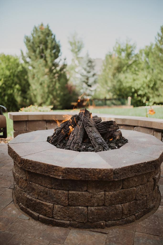 Backyard Fire Pit Landscaping, Can River Rocks Be Used In Fire Pit